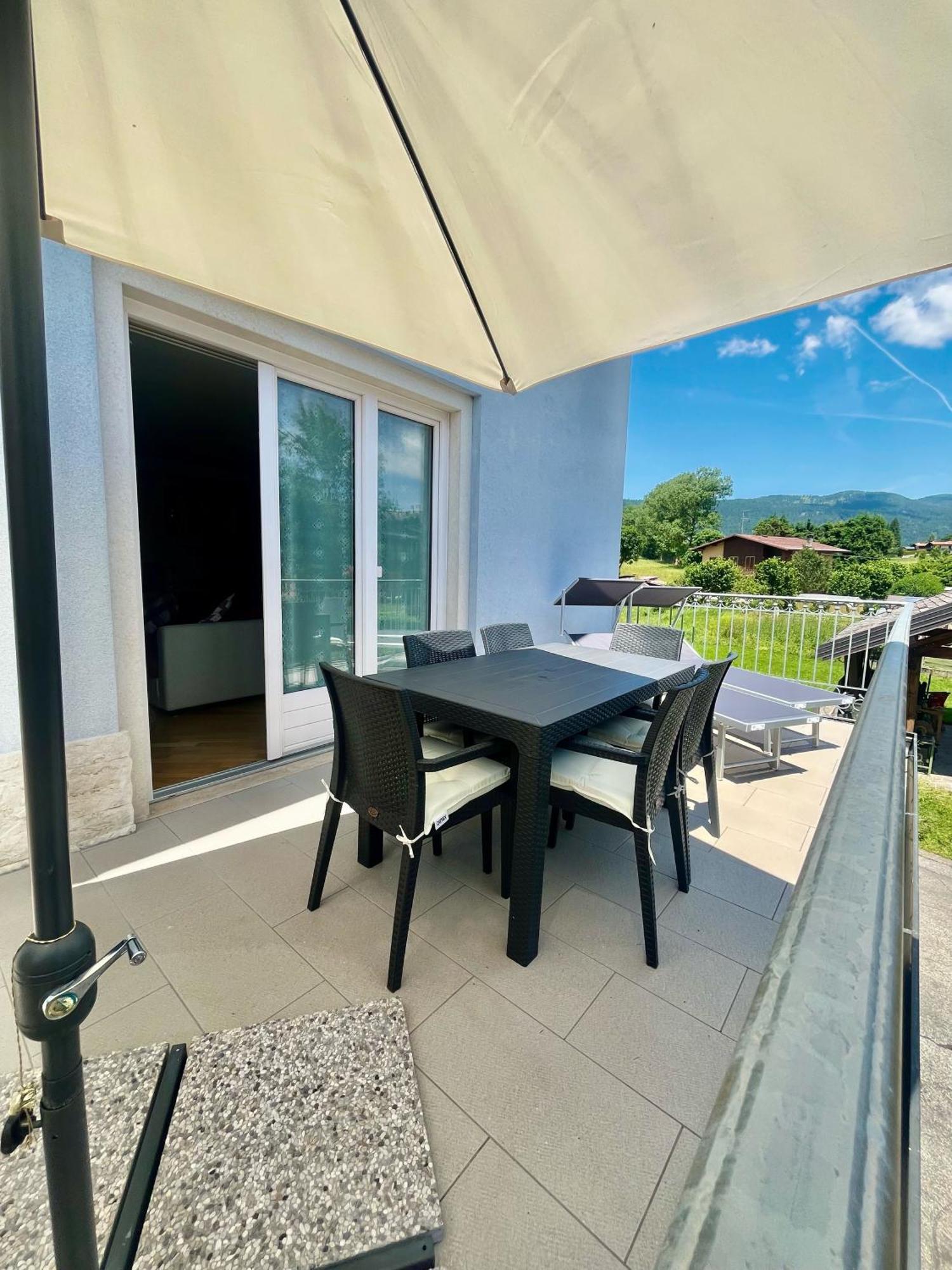 Villa Iris - La Prima Villa Vacanze Nell'Altopiano Asiago Exterior foto